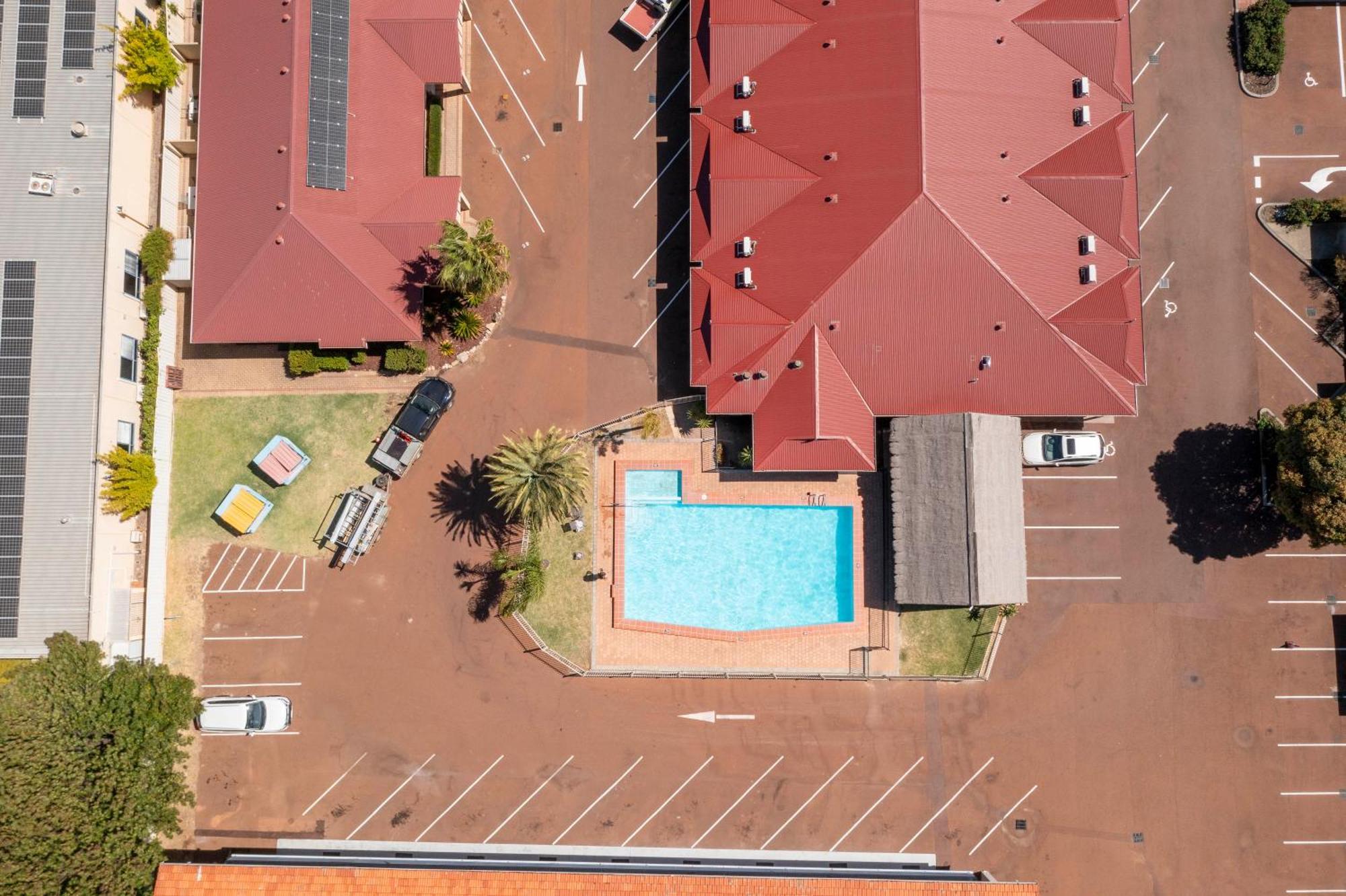 Bunbury Motel And Apartments Bagian luar foto