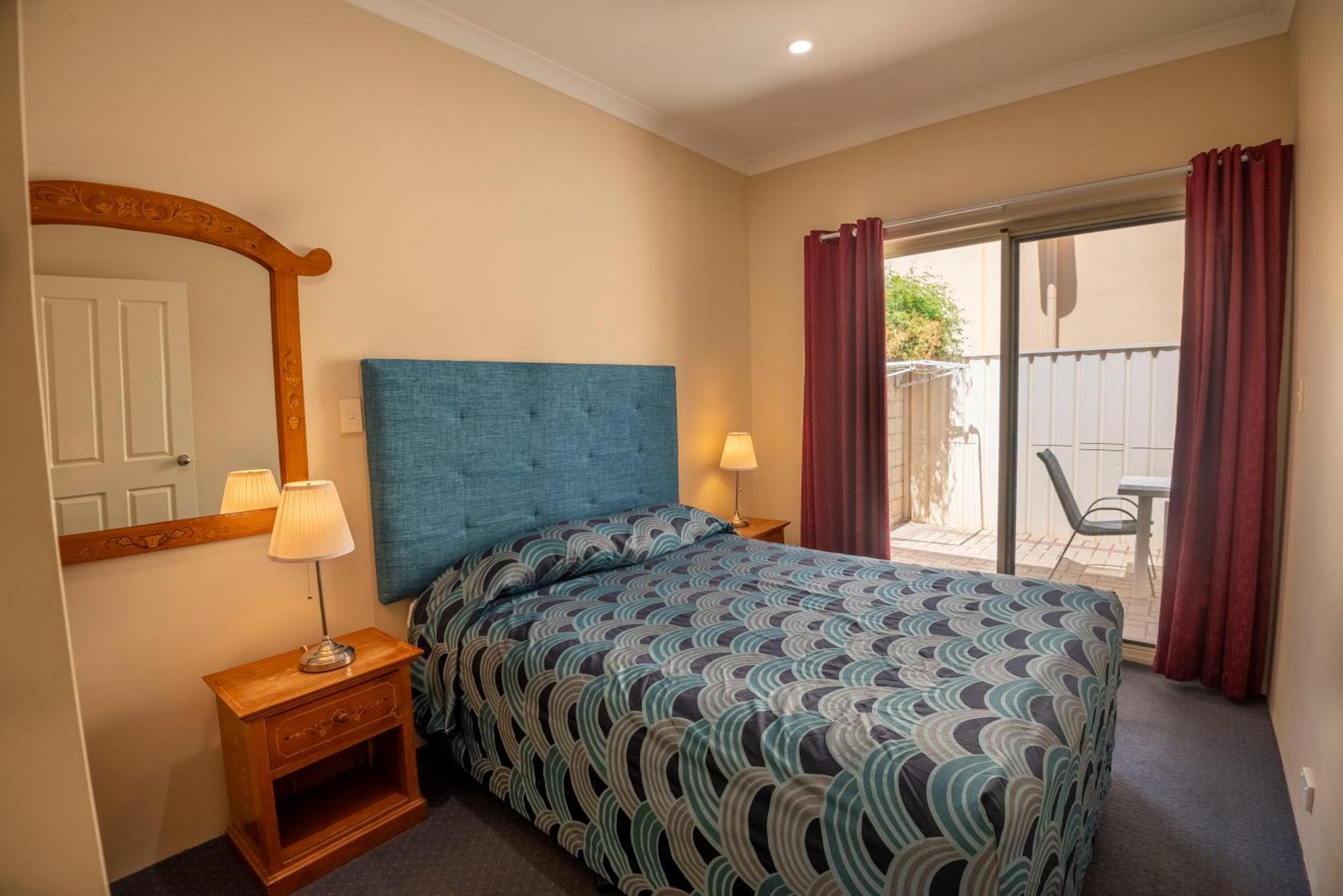 Bunbury Motel And Apartments Bagian luar foto