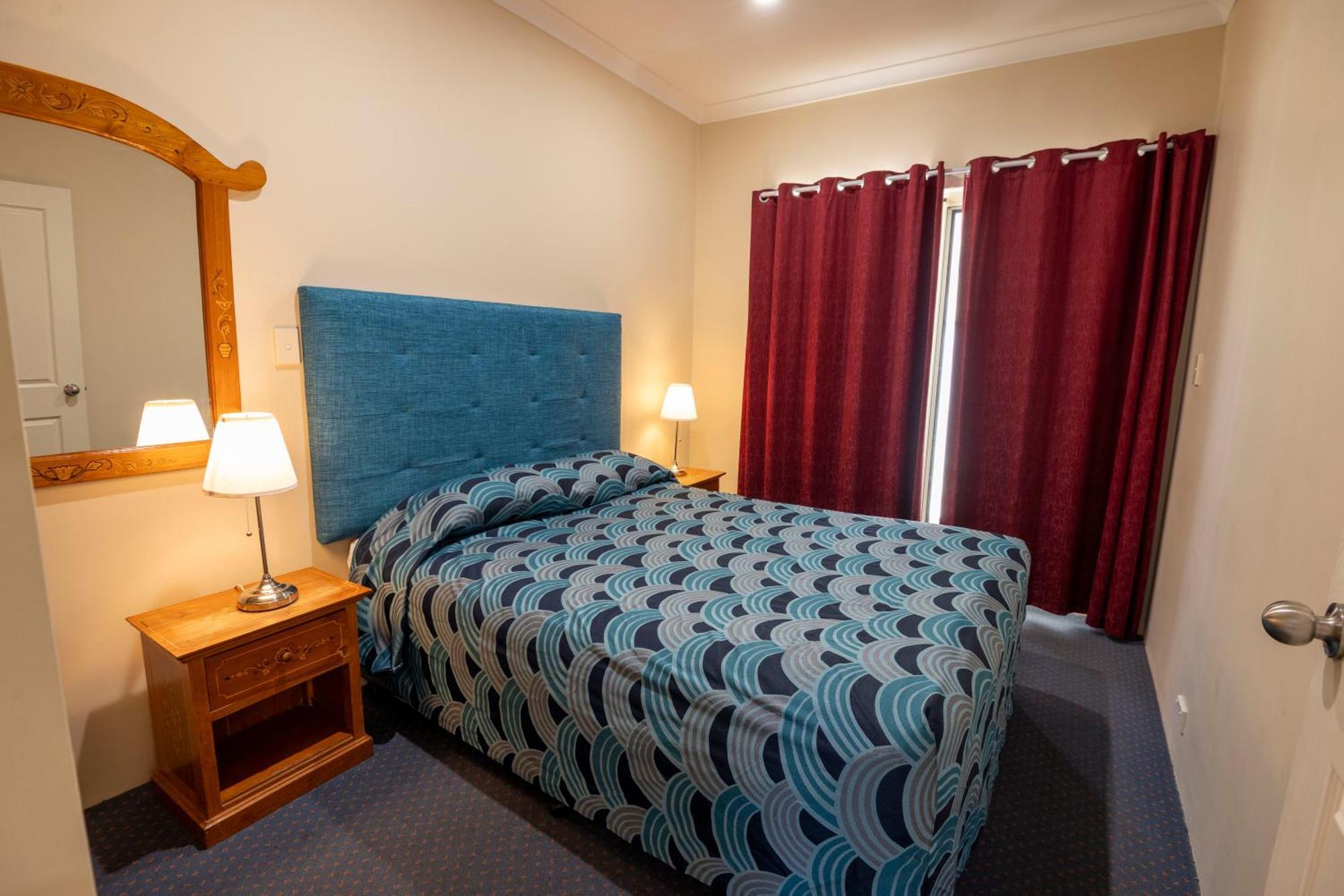 Bunbury Motel And Apartments Bagian luar foto